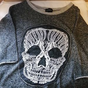 Seductions lace applique skull sweatshirt, thinner material